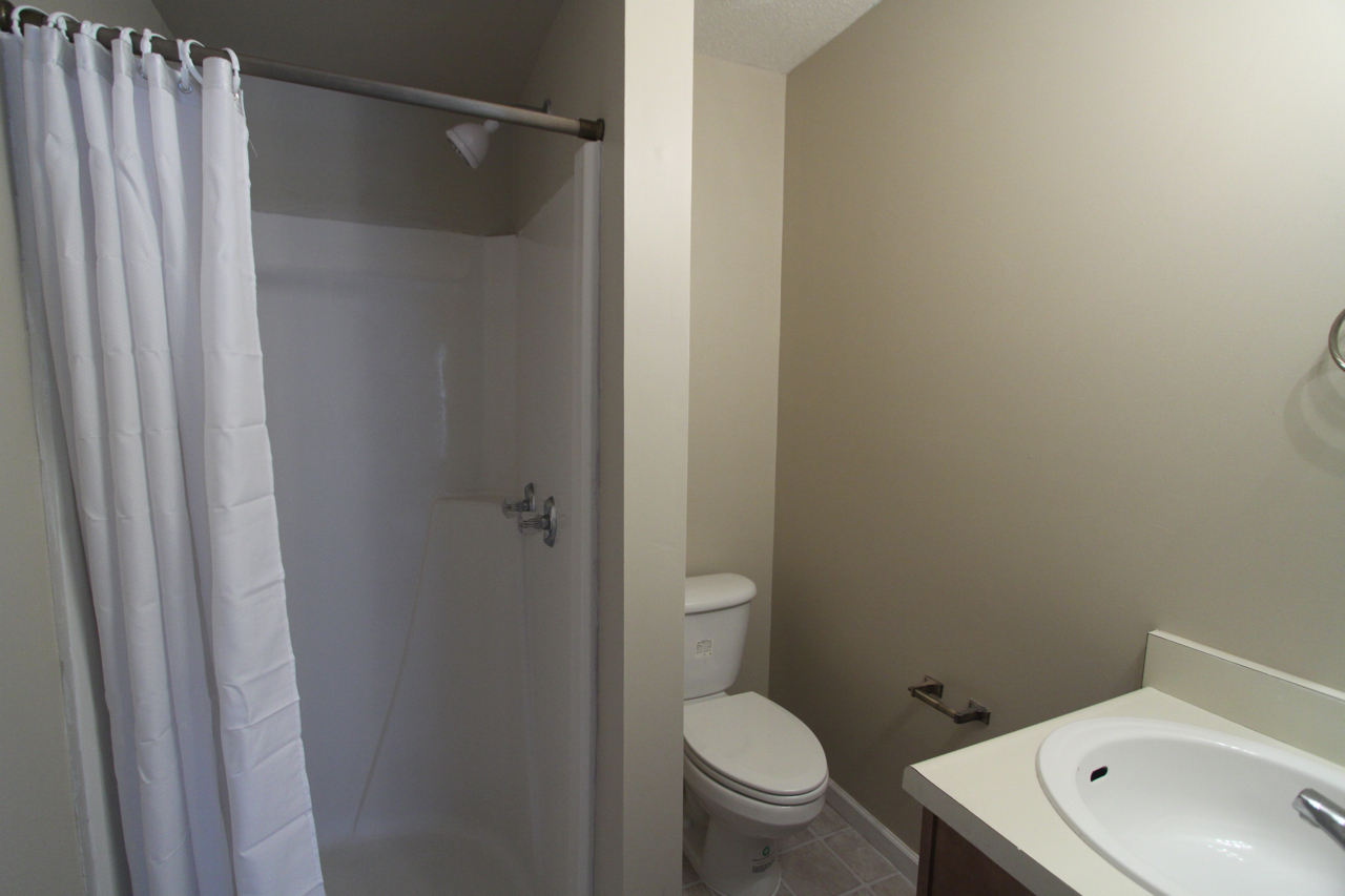 Bedrooms and Bathrooms AW Rentals